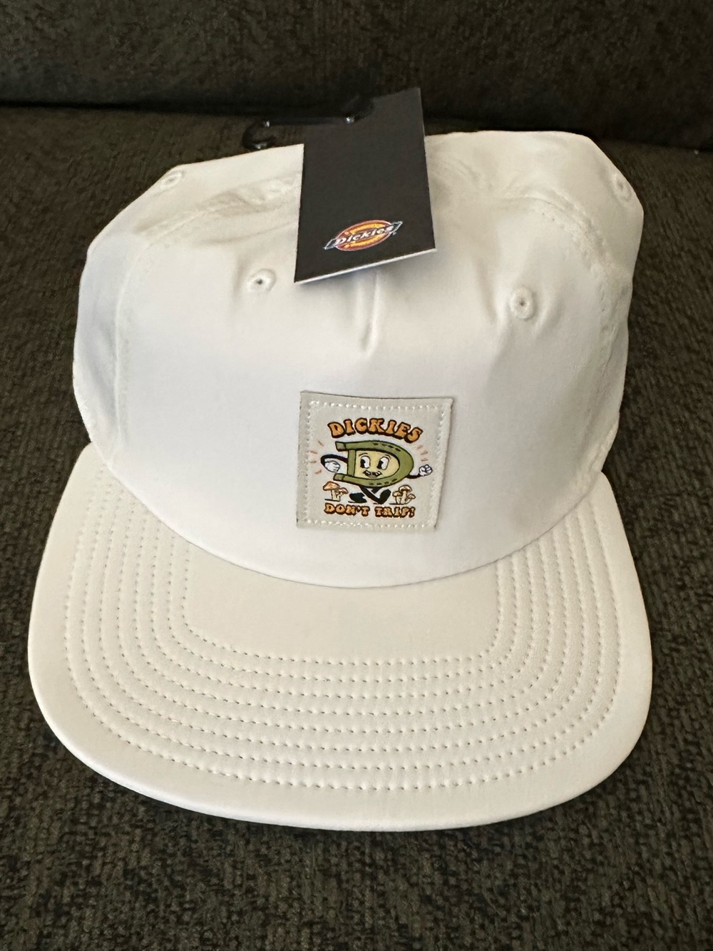 Dickies Don’t Trip Mushroom Athletic Cap white - New